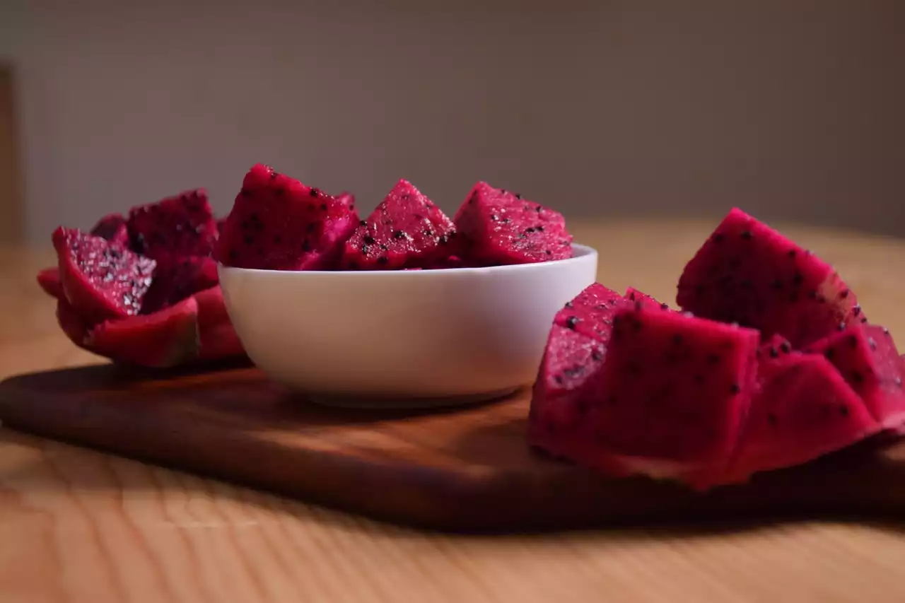 How to eat dragon fruit